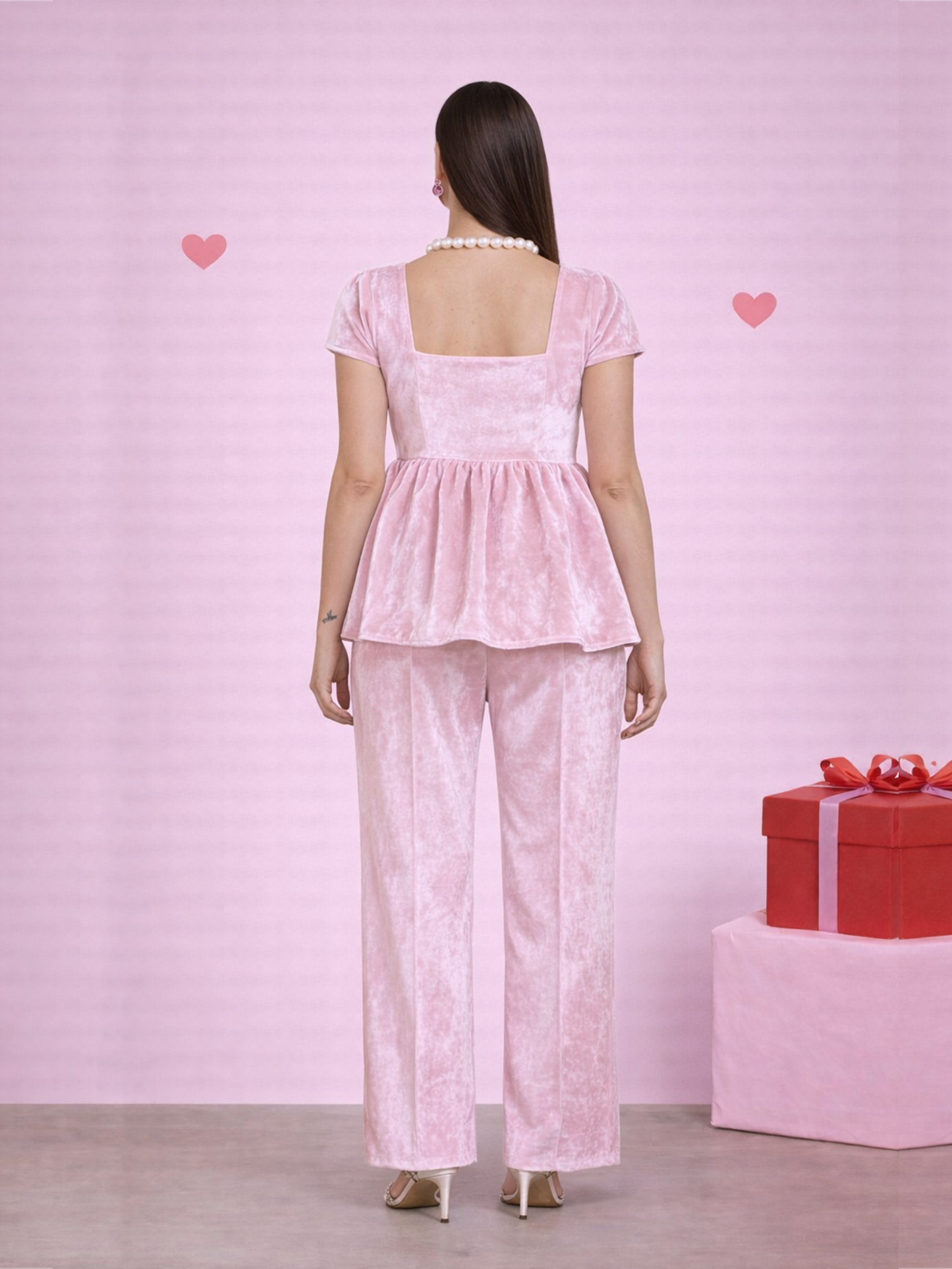 Amyra Velvet Co-Ord Set - Pink