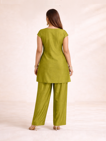 Modern Muse Kurta Set - Green